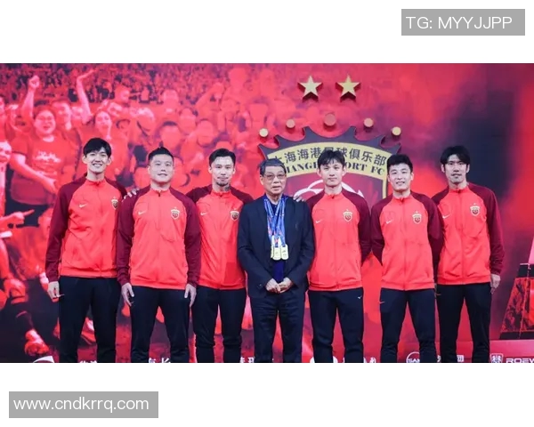 足球明星共庆中秋佳节团圆夜球迷欢聚一堂共享美好时光